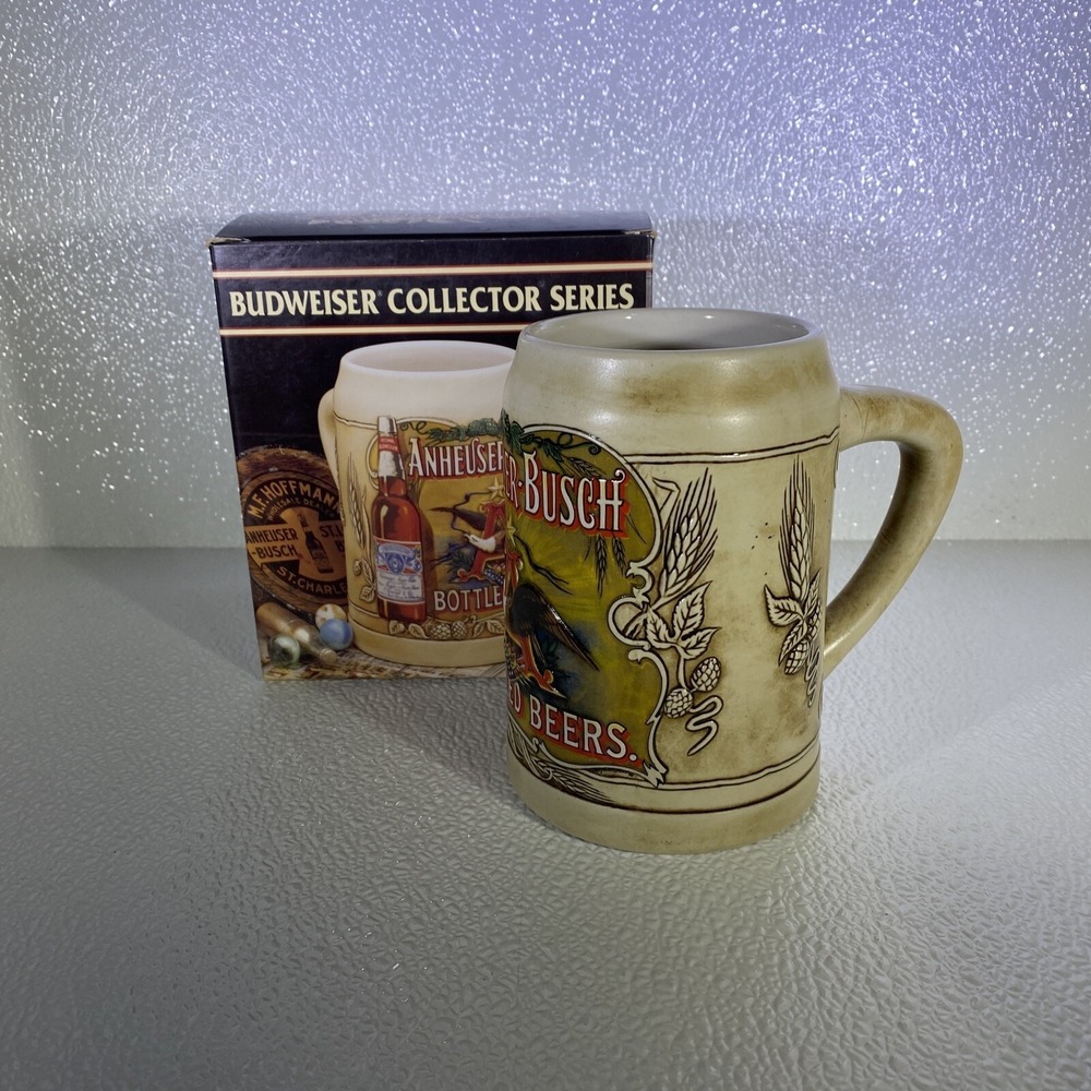 Budweiser Bottled Beer Stein 1991 Collector Series Tan Excellent Vintage Relief